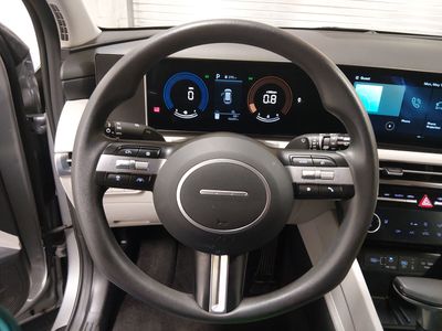 2025 Hyundai Tucson — photo 12 view
