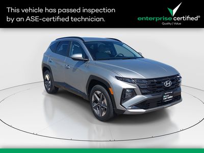 2025 Hyundai Tucson SEL AWD — front three-quarter view