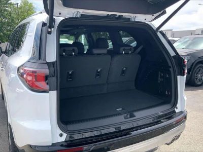 2026 GMC Acadia — detail view