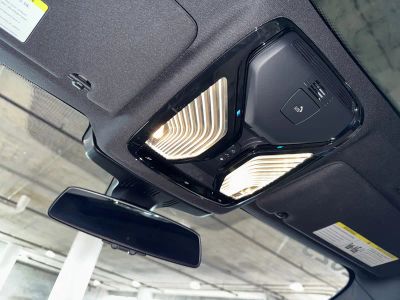 2023 BMW 5 Series — photo 30 view