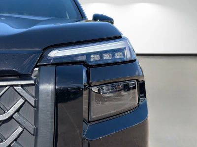 2026 Subaru Outback — photo 9 view