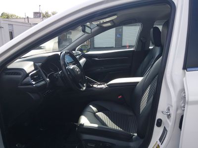 2024 Toyota Camry - Photo 18