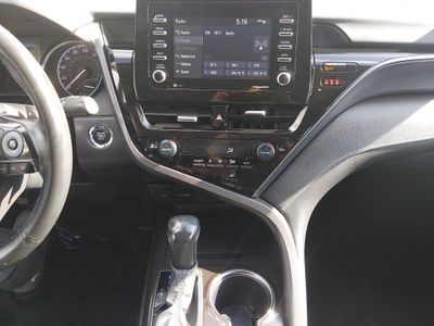 2024 Toyota Camry - Photo 17