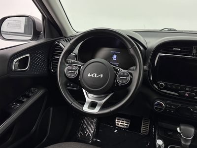 2023 Kia Soul - Photo 25