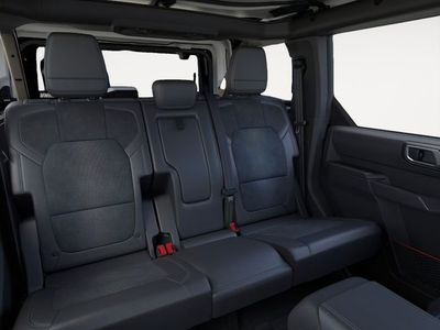 2026 Ford Bronco - Photo 3