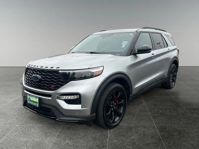 2022 Ford Explorer — rear three-quarter view