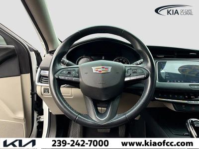 2023 Cadillac XT4 — photo 37 view