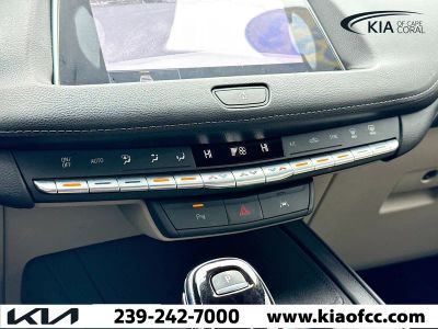 2023 Cadillac XT4 — photo 32 view