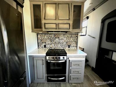 2021 Keystone Montana - Photo 13