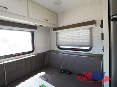 2026 Gulf Stream RV Yellowstone Conquest — photo 24 view