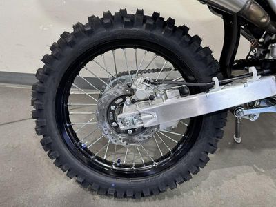 2026 Kawasaki KLX230R - Photo 9