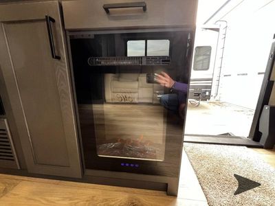 2026 Forest River RV Rockwood Ultra Lite - Photo 18
