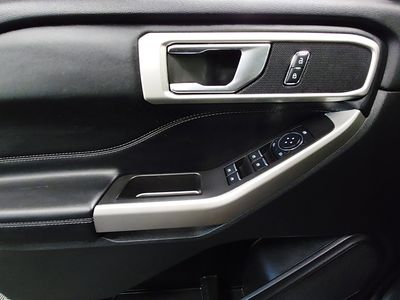 2023 Ford Explorer — photo 20 view