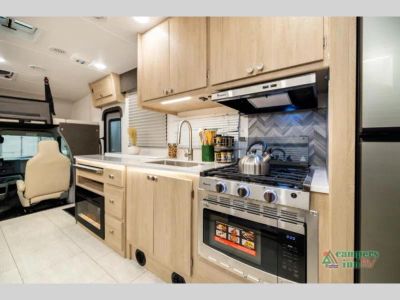 2026 Coachmen RV Leprechaun - Photo 20