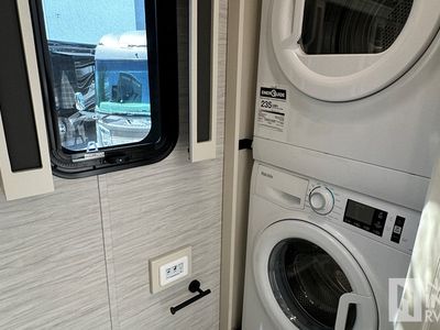 2026 Tiffin Motorhomes Allegro Red - Photo 12