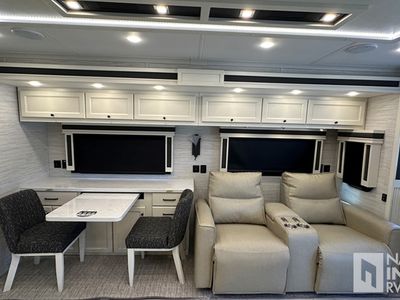 2026 Tiffin Motorhomes Allegro Red - Photo 3