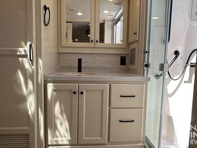 2026 Tiffin Motorhomes Allegro Red - Photo 10