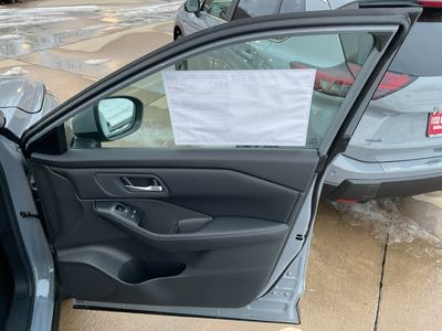 2026 Nissan Rogue — photo 11 view