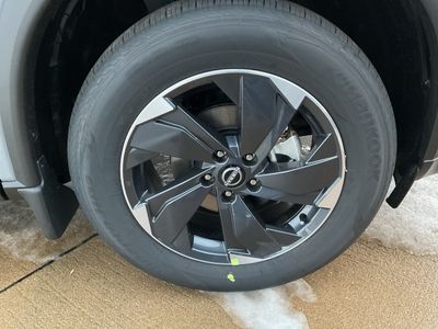 2026 Nissan Rogue — photo 7 view
