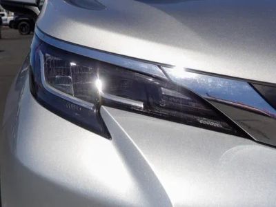 2021 Toyota Sienna — detail view