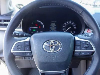 2021 Toyota Sienna — photo 13 view