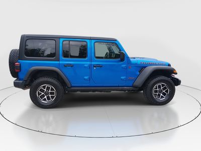 2024 Jeep Wrangler - Photo 8