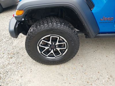 2024 Jeep Wrangler - Photo 10