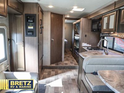2021 Thor Motor Coach Chateau - Photo 12