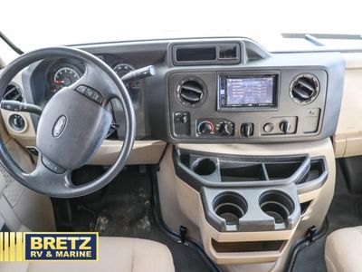 2021 Thor Motor Coach Chateau - Photo 10