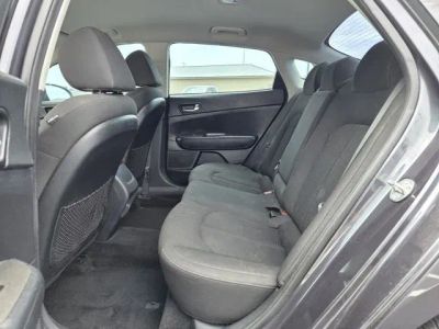 2019 Kia Optima - Photo 16