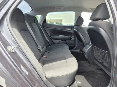2019 Kia Optima - Photo 25