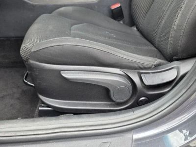 2019 Kia Optima - Photo 13