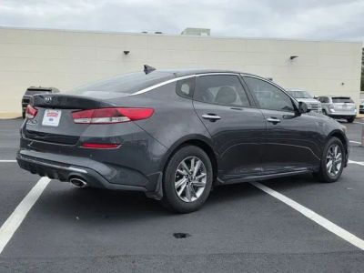 2019 Kia Optima - Photo 4
