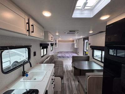 2026 Jayco Jay Flight SLX - Photo 9