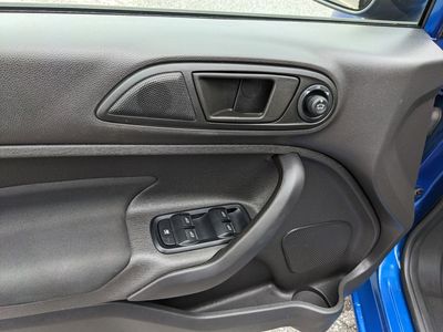 2019 Ford Fiesta — photo 19 view