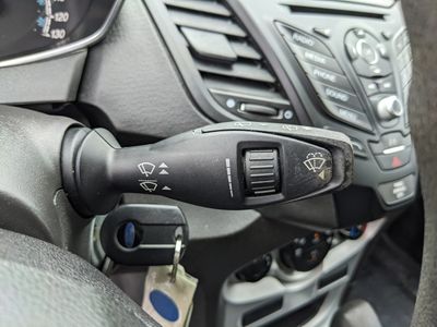 2019 Ford Fiesta — photo 32 view