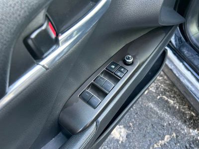 2022 Toyota Camry XLE - Photo 13