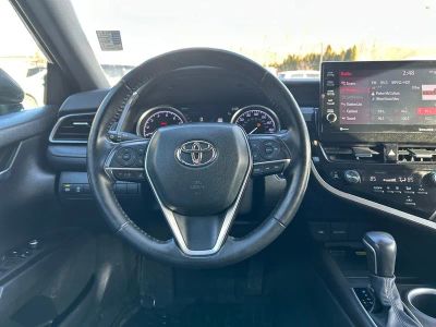 2022 Toyota Camry XLE - Photo 15