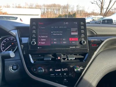 2022 Toyota Camry XLE - Photo 18