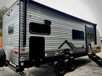 2027 Coachmen Catalina Summit Series 7 — rear three-quarter view