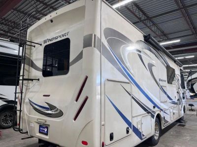 2019 Thor Motor Coach Windsport - Photo 4