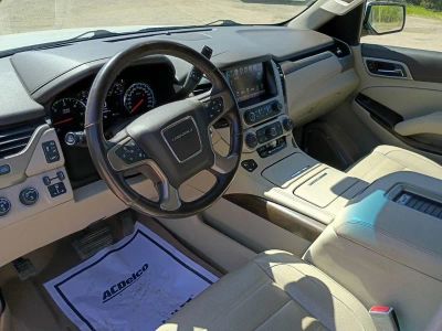 2018 GMC Yukon — detail view