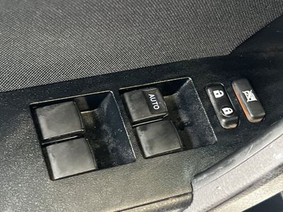 2015 Toyota Corolla - Photo 13