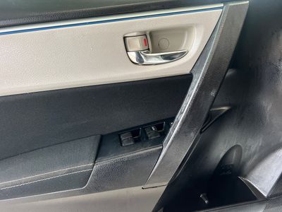 2015 Toyota Corolla - Photo 12