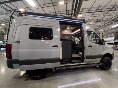 2027 Winnebago REVEL SPORT — photo 13 view