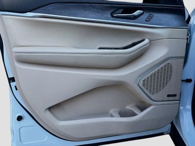 2021 Jeep Grand Cherokee L — photo 22 view