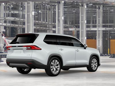 2026 Toyota Grand Highlander — photo 10 view