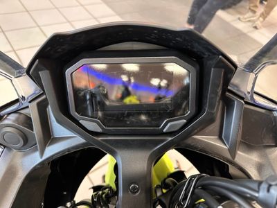2026 Kawasaki Ninja 650 ABS - Photo 5