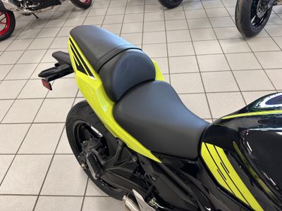 2026 Kawasaki Ninja 650 ABS - Photo 8