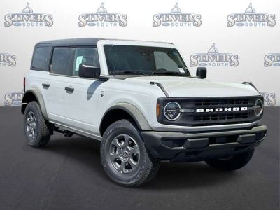 2026 Ford Bronco Big Bend in White — front three-quarter view